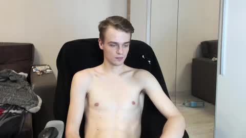 taylor fox online show from 3, 3, 2025