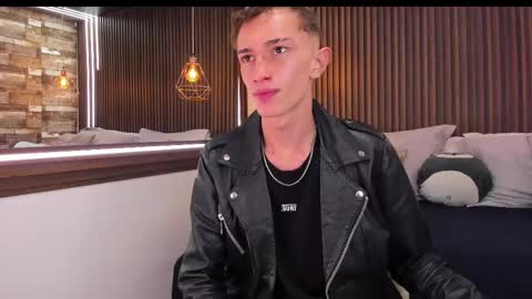 Snapshot of rolito18_ chatting on 9, 3, 2025 twink juli online show from 9, 3, 2025
