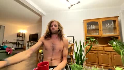 Rollinintheweeds online show from 28, 9, 2025