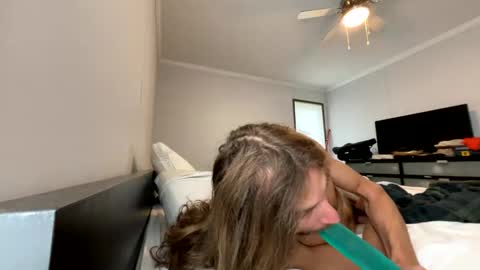 Rollinintheweeds online show from 8, 10, 2025