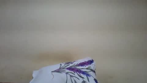 Snapshot of romantic2u4 chatting on 4, 3, 2026 Emma online show from 4, 3, 2026