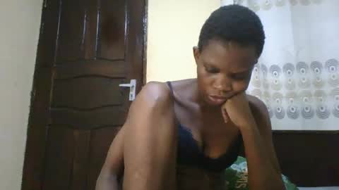 Snapshot of romantic2u4 chatting on 28, 6, 2026 Emma online show from 28, 6, 2026