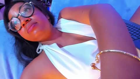 Is A Belle online show from 22, 2, 2025