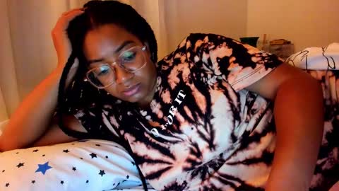 Is A Belle online show from 21, 11, 2025