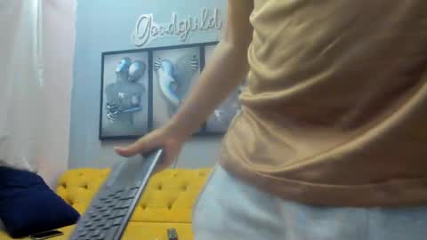 Romeo Bossi online show from 1, 4, 2026