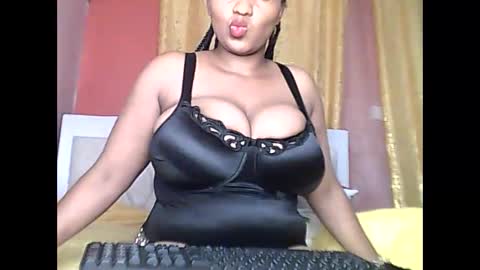 Snapshot of romina_26 chatting on 22, 4, 2026 Romina 26 online show from 22, 4, 2026