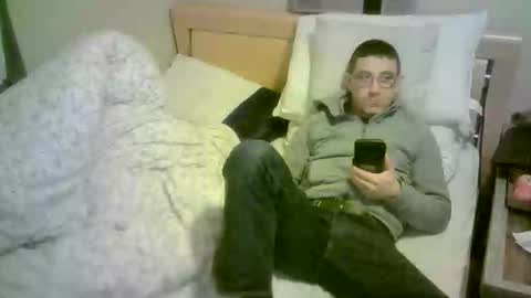 Snapshot of romson998181 chatting on 1, 3, 2026 romson998181 online show from 1, 3, 2026