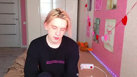 Ron online show from 6, 4, 2026