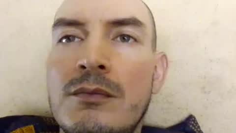 Snapshot of ronniemaster chatting on 1, 7, 2026 ronniemaster online show from 1, 7, 2026
