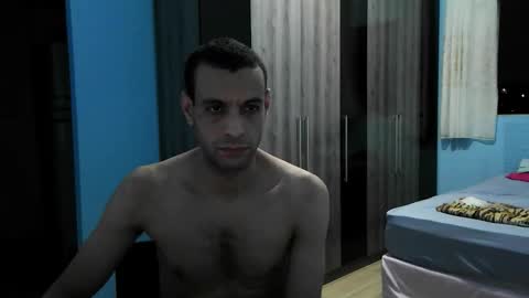 Snapshot of ronnispoto chatting on 17, 12, 2025 ronny online show from 17, 12, 2025