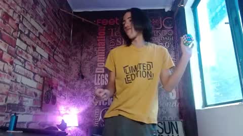 Snapshot of ronymiller_1 chatting on 8, 12, 2024 RonyMiller 1 online show from 8, 12, 2024