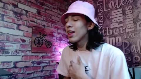 Snapshot of ronymiller_1 chatting on 17, 12, 2024 RonyMiller 1 online show from 17, 12, 2024