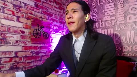 Snapshot of ronymiller_1 chatting on 27, 12, 2024 RonyMiller 1 online show from 27, 12, 2024