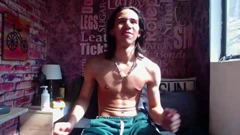 Snapshot of ronymiller_1 chatting on 7, 1, 2025 RonyMiller 1 online show from 7, 1, 2025