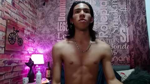 Snapshot of ronymiller_1 chatting on 9, 1, 2025 RonyMiller 1 online show from 9, 1, 2025