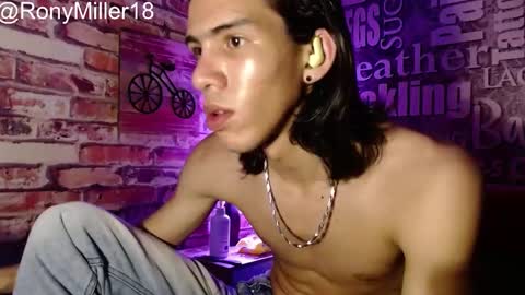 Snapshot of ronymiller_1 chatting on 15, 1, 2025 RonyMiller 1 online show from 15, 1, 2025