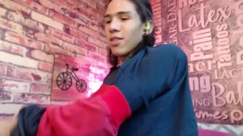 Snapshot of ronymiller_1 chatting on 17, 1, 2025 RonyMiller 1 online show from 17, 1, 2025