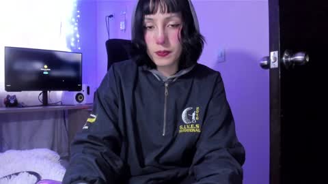 Twelve 3 Inst Twelve 312002 Twitter Room312 2002 online show from 29, 12, 2024