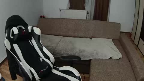 Snapshot of room4all chatting on 13, 2, 2025 ionut online show from 13, 2, 2025