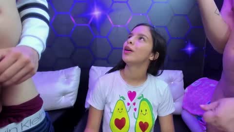  MIA AND PAUL online show from 13, 2, 2025