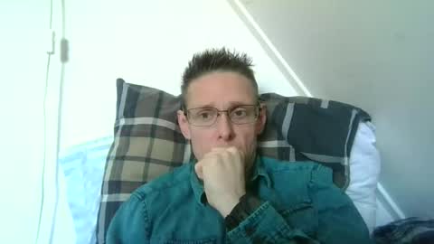 rororober online show from 19, 4, 2026