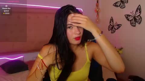 Snapshot of rosaliea chatting on 28, 5, 2026 R O S A L I A online show from 28, 5, 2026