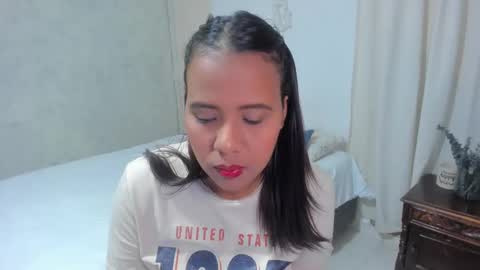 Rosalia online show from 19, 2, 2025