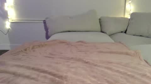 Rosalina online show from 7, 4, 2026