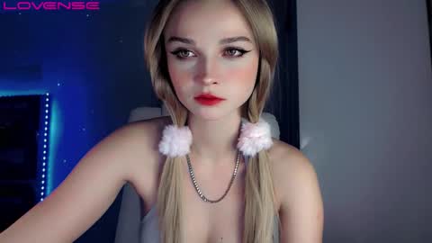 rose__luck online show from 13, 11, 2025