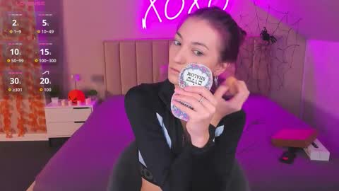 Kimberlly online show from 8, 11, 2025