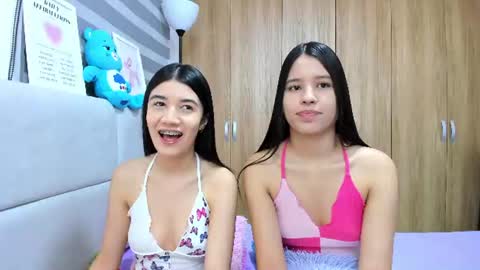 Snapshot of roseandmiah chatting on 30, 6, 2026 Rose y Miah online show from 30, 6, 2026