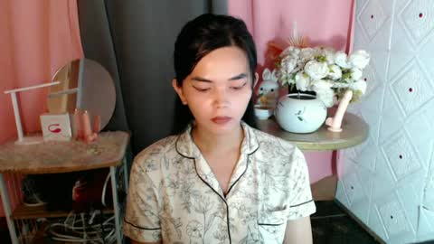 Snapshot of rosella_xx chatting on 19, 6, 2026 TONETH online show from 19, 6, 2026