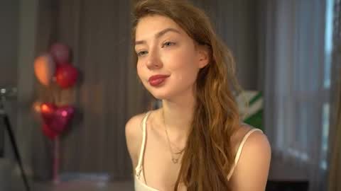 Snapshot of rosellegaeta chatting on 19, 10, 2025 Elsa online show from 19, 10, 2025