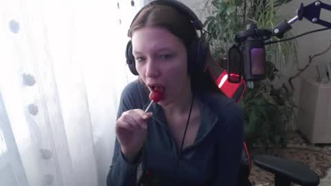 Lina online show from 16, 4, 2026