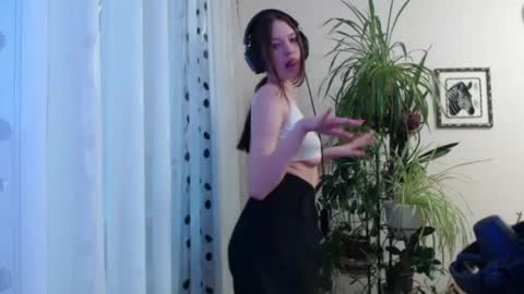 Lina online show from 20, 4, 2026