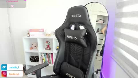 Snapshot of roseparis chatting on 3, 12, 2025 Nat online show from 3, 12, 2025