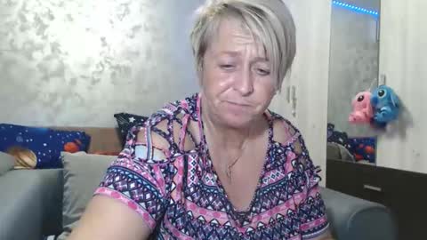 Snapshot of roses_and_lillies chatting on 17, 12, 2025 Lovepinklilly online show from 17, 12, 2025