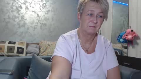 Snapshot of roses_and_lillies chatting on 10, 2, 2026 Lovepinklilly online show from 10, 2, 2026