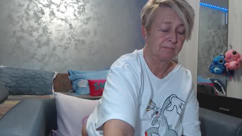 Snapshot of roses_and_lillies chatting on 28, 2, 2026 Lovepinklilly online show from 28, 2, 2026