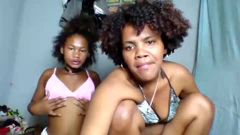 Snapshot of rosia22 chatting on 21, 9, 2025 rosia22 online show from 21, 9, 2025