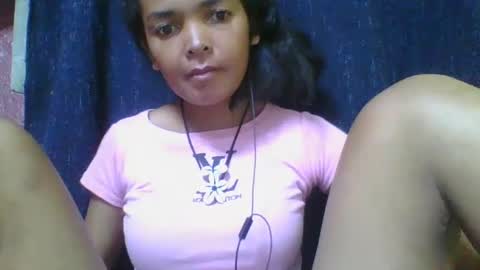 rosia685234 online show from 19, 2, 2025