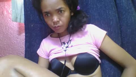 rosia685234 online show from 20, 2, 2025