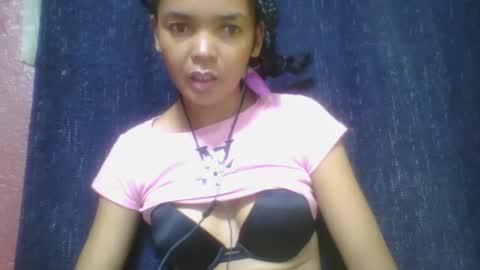 rosia685234 online show from 20, 2, 2025