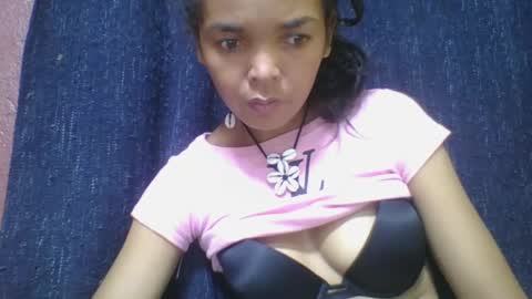 rosia685234 online show from 23, 2, 2025