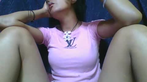 rosia685234 online show from 28, 2, 2025