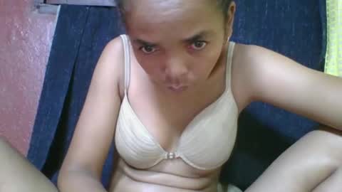 rosia685234 online show from 3, 2, 2026