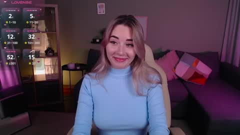 Snapshot of rosie_mac chatting on 3, 11, 2025 Rosie online show from 3, 11, 2025