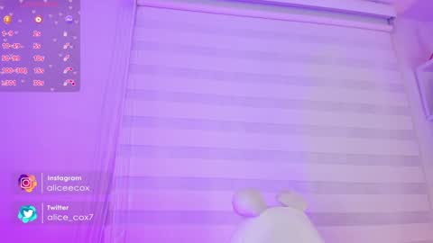   online show from 10, 1, 2025