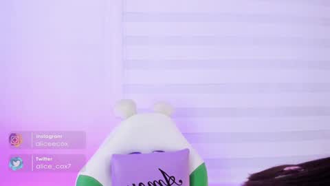   online show from 7, 2, 2025