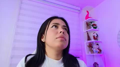 Snapshot of rosse_amyy chatting on 24, 2, 2026 online show from 24, 2, 2026